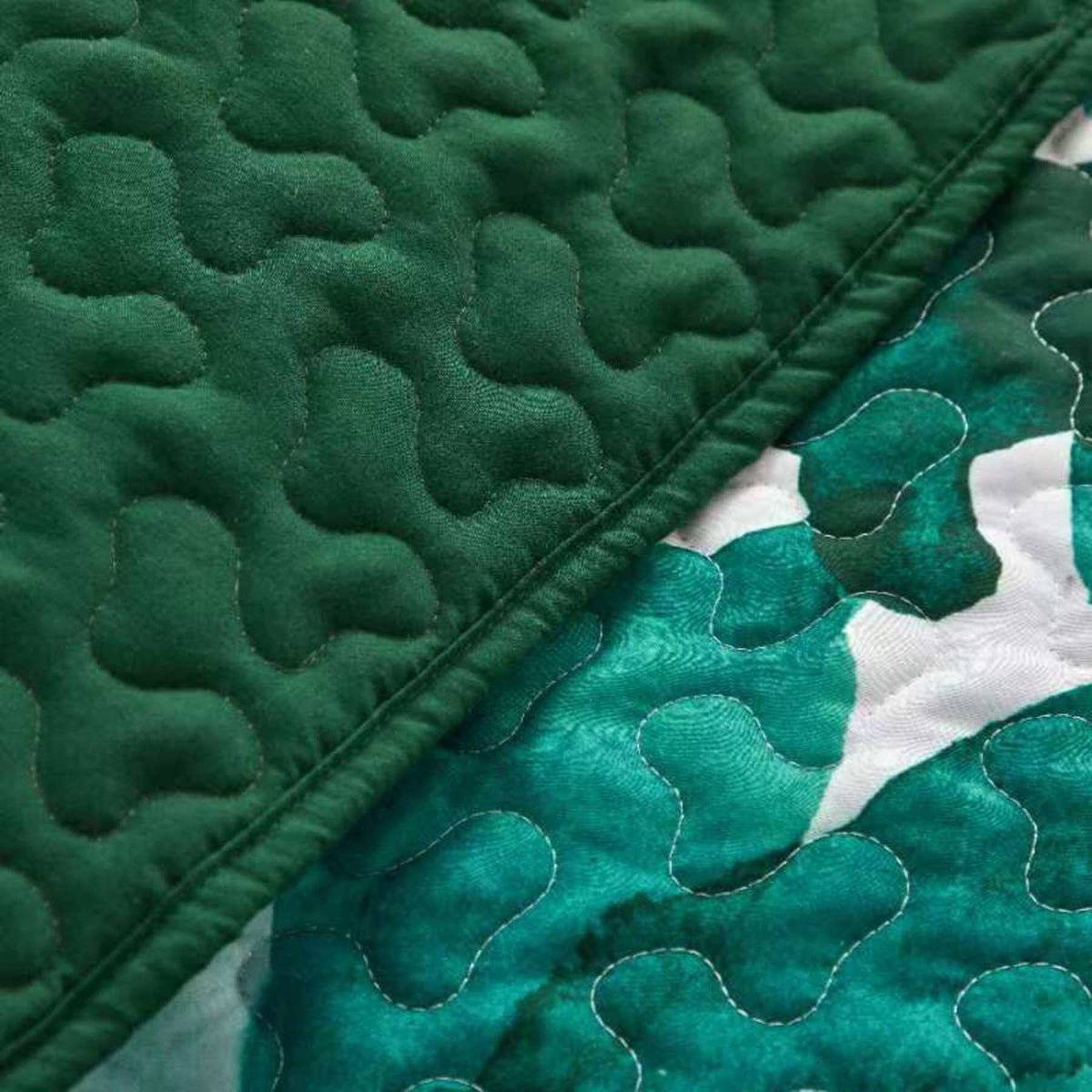 Chic Home Avery 3 Piece Watercolor Floral Quilt Set Green