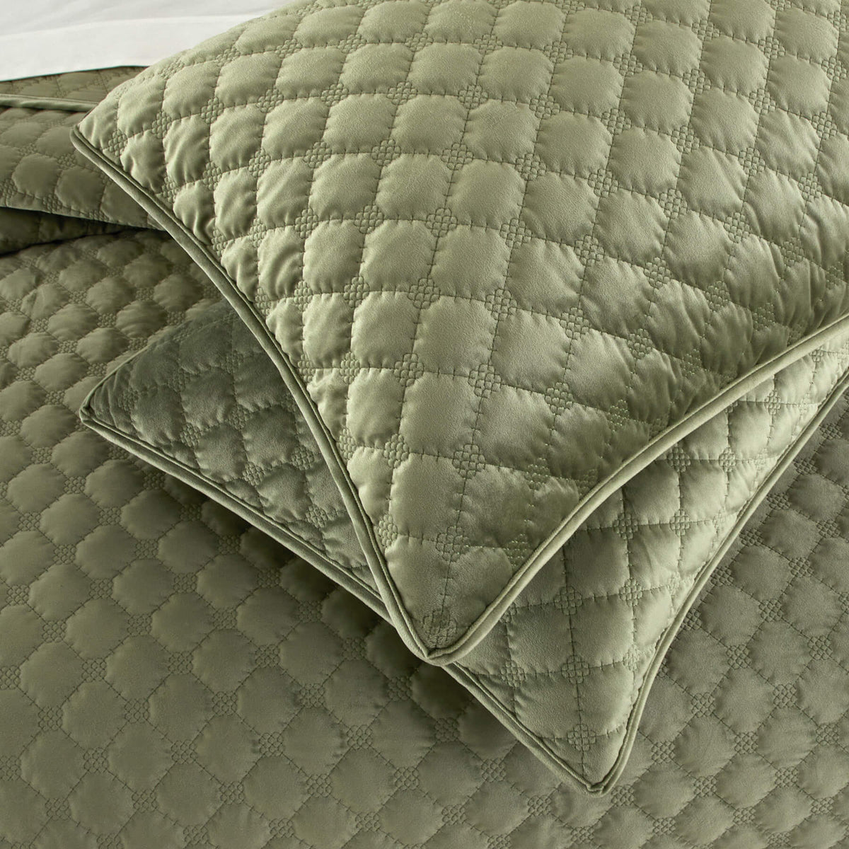 Chic Home Kehlani 7 Piece Dutch Velvet Quilt Set-