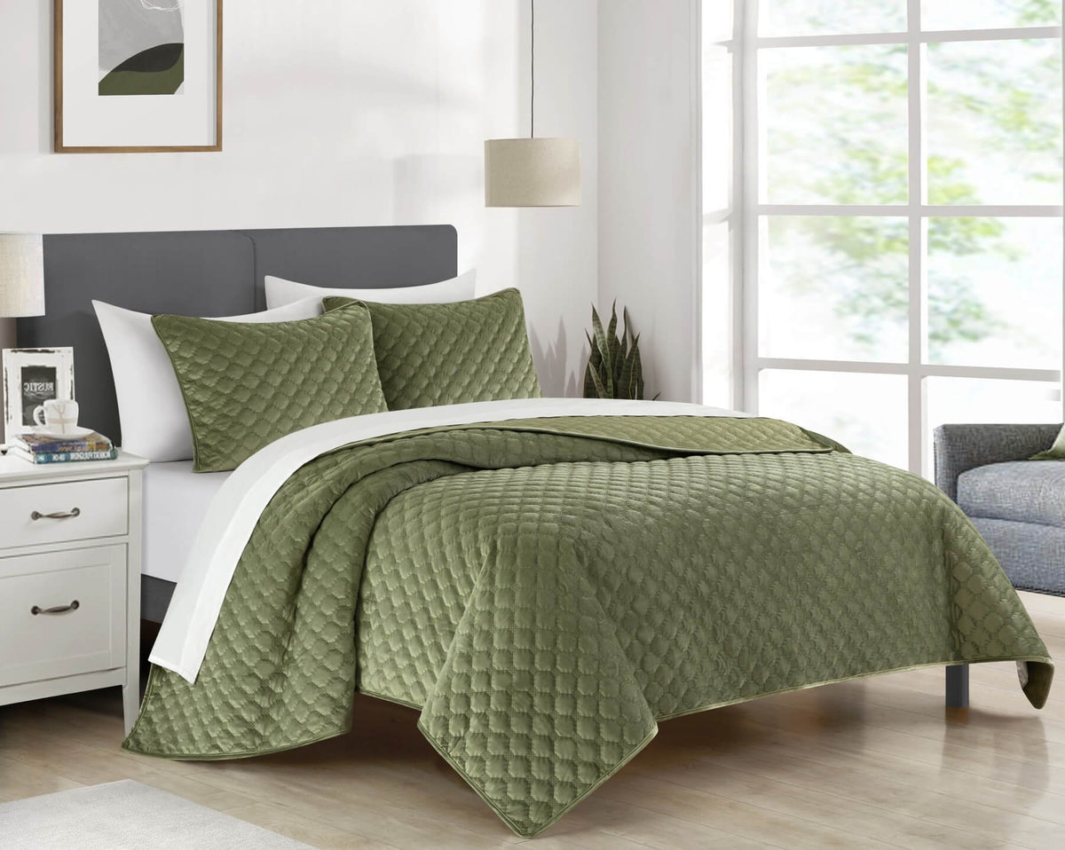Chic Home Kehlani 7 Piece Dutch Velvet Quilt Set-