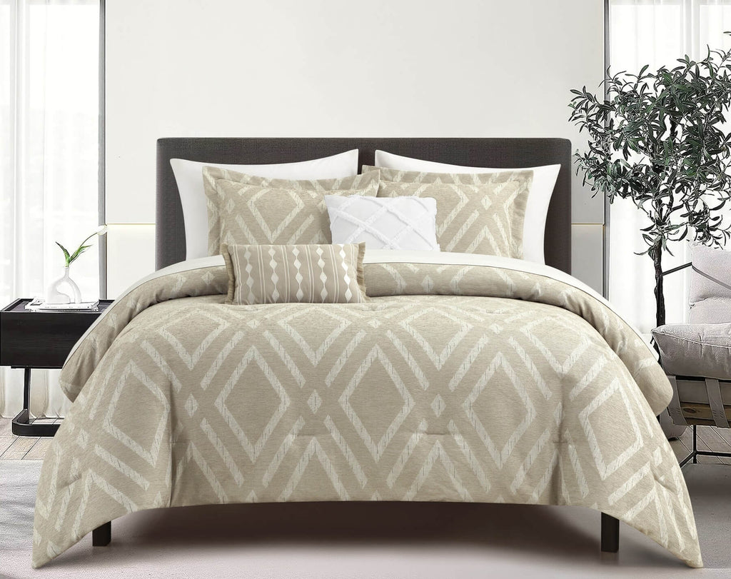 Chic Home Priam 5 Piece Geometric Chenille Jacquard Comforter Set Chic Home Distribution LLC