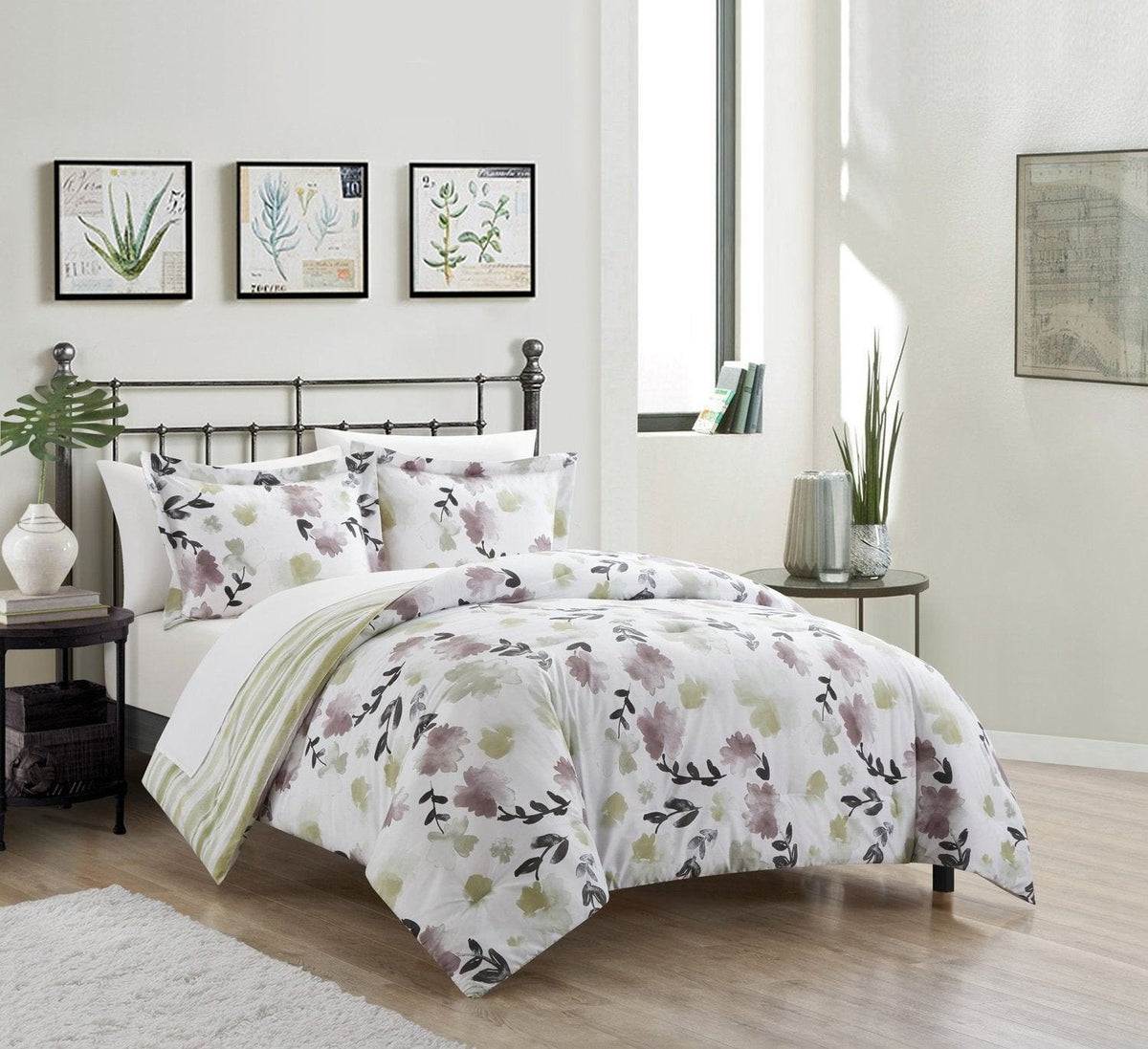 Chic Home Everly Green 7 Piece Reversible Watercolor Floral Print Duvet Cover Set