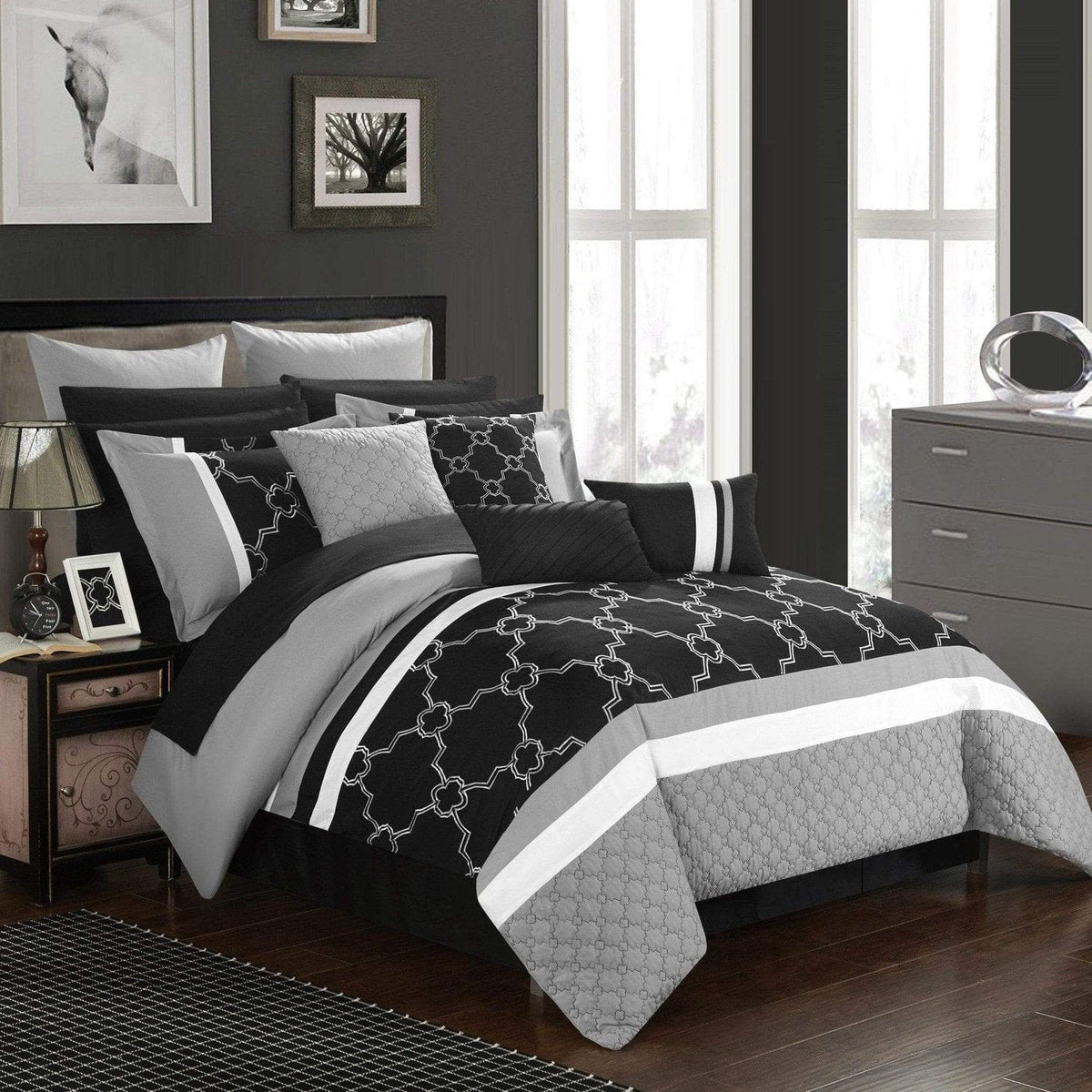 Chic Home Camilia 16 Piece Quilted Comforter Set