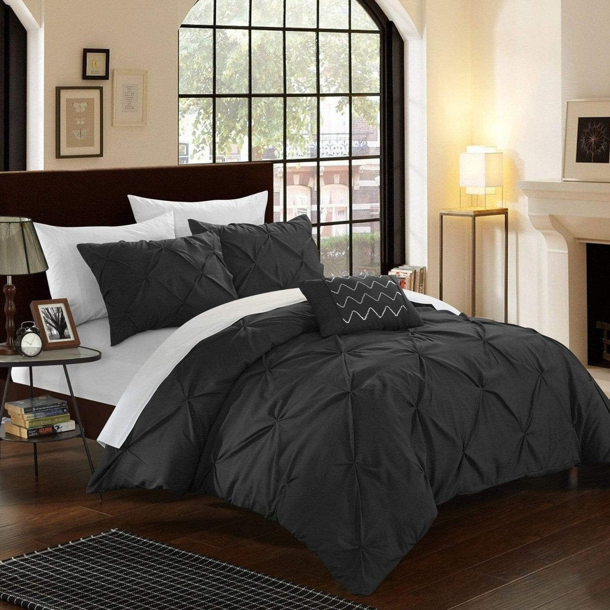 Chic Home Daya 8 Piece Pinch Pleat Duvet Cover Set