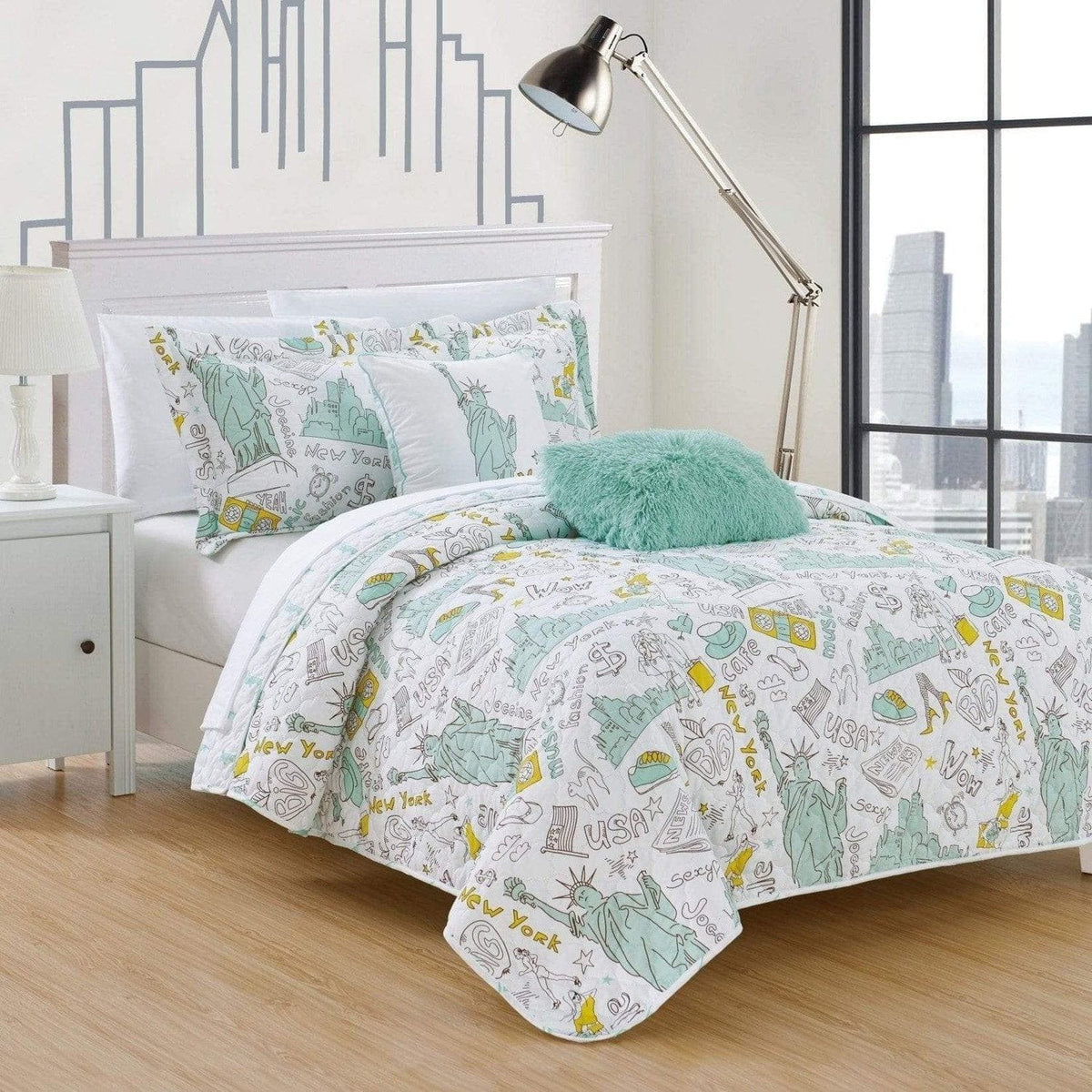Chic Home New York 5 Piece Reversible Quilt Set
