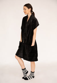 Chic Home Pedra Plush Flannel Fleece Wrap With Socks