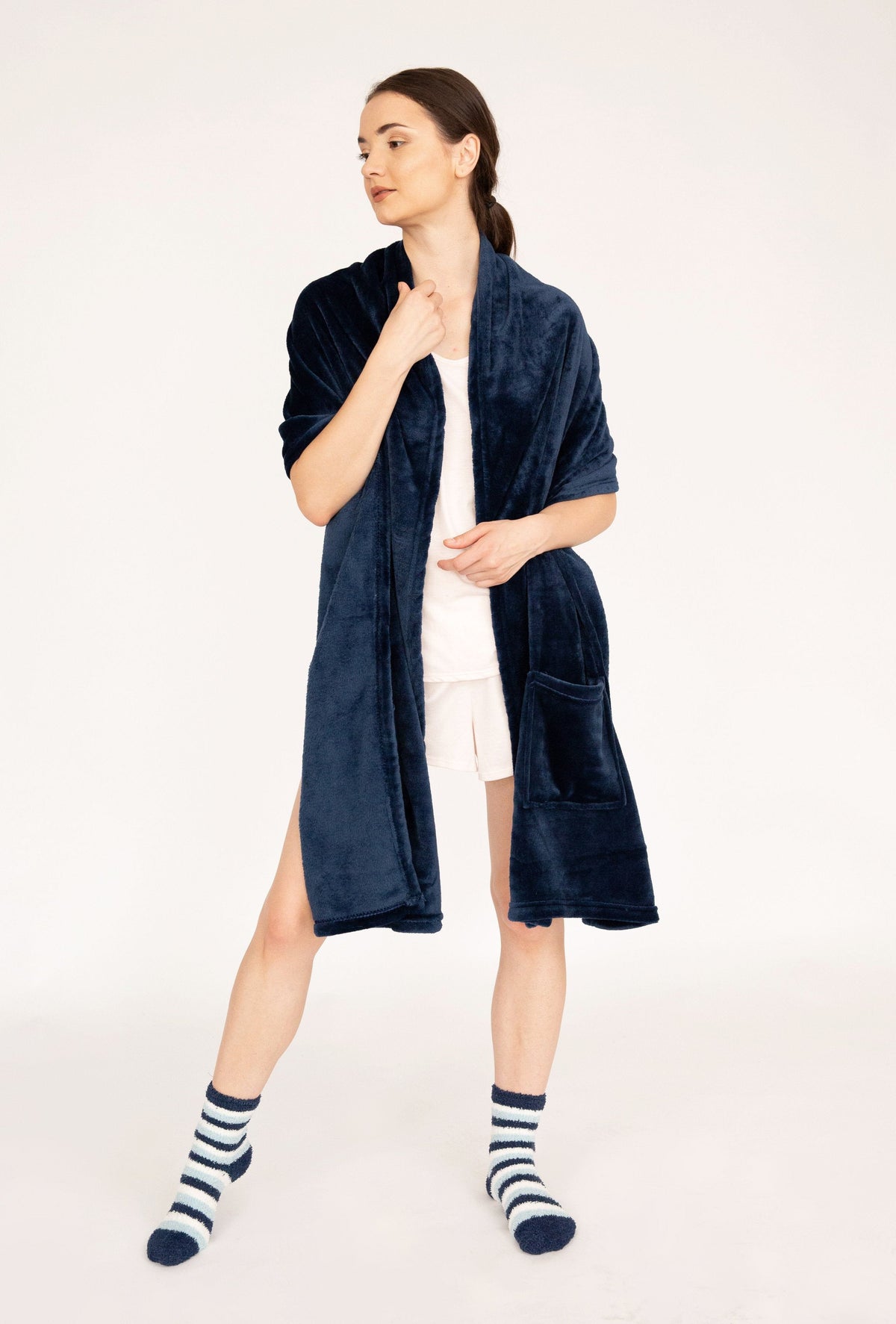 Chic Home Pedra Plush Flannel Fleece Wrap With Socks