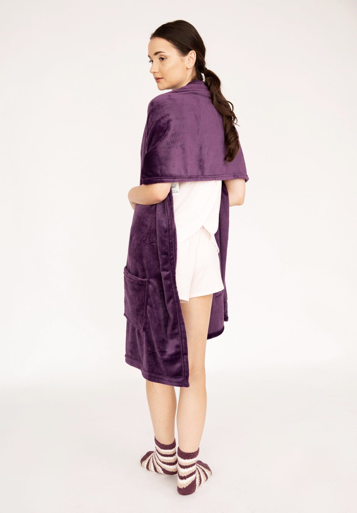 Chic Home Pedra Plush Flannel Fleece Wrap With Socks