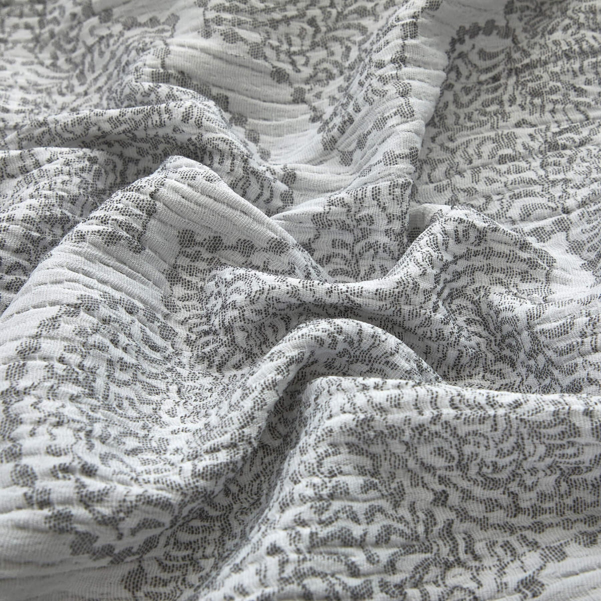 Chic-Home-Kenji 5 Piece Gauze Jacquard Comforter Set-