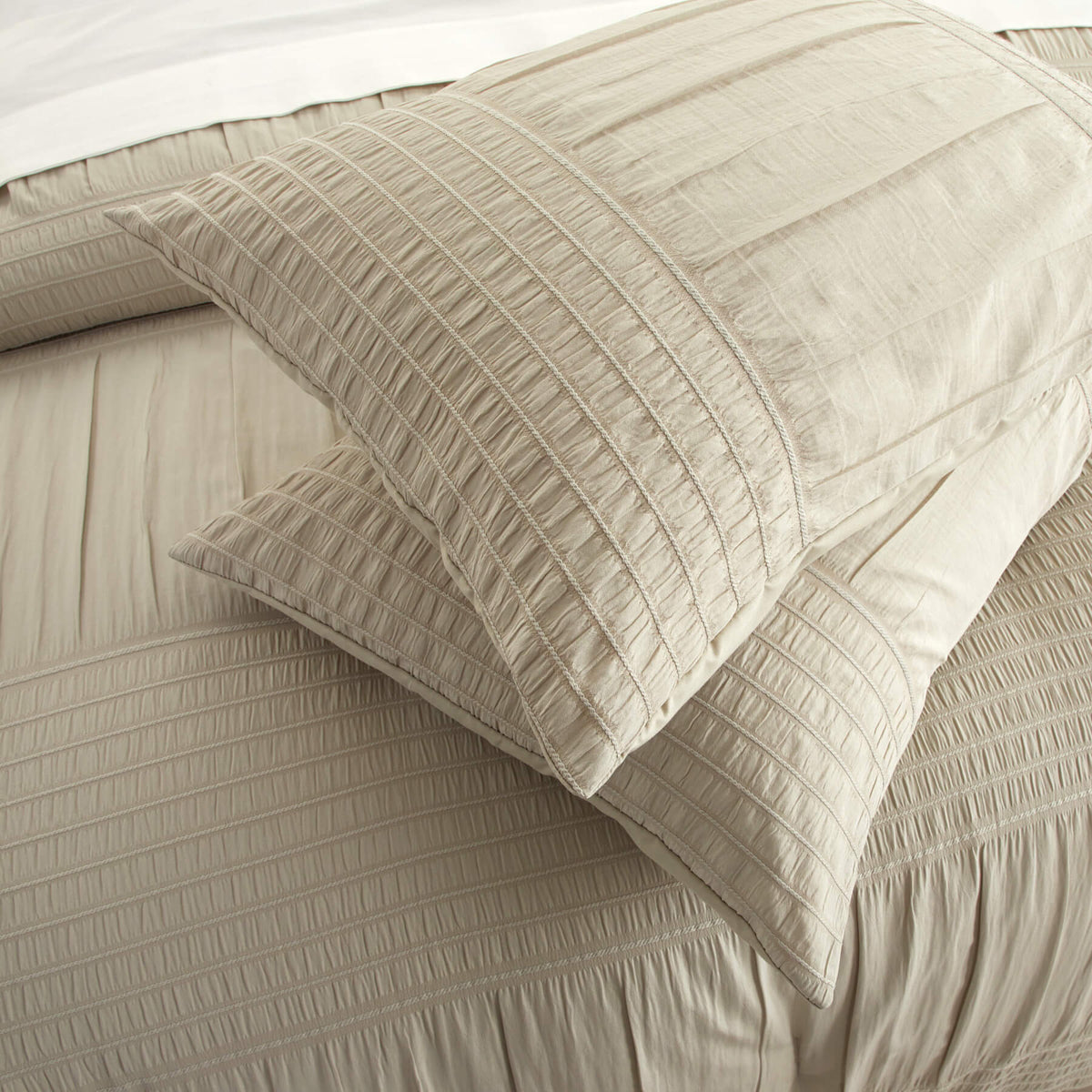 Chic Home Leona 5 Piece Pleated Seersucker Comforter Set-