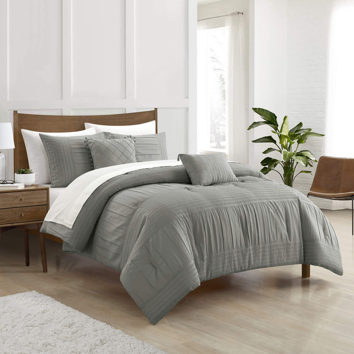 Chic Home Leona 5 Piece Pleated Seersucker Comforter Set-
