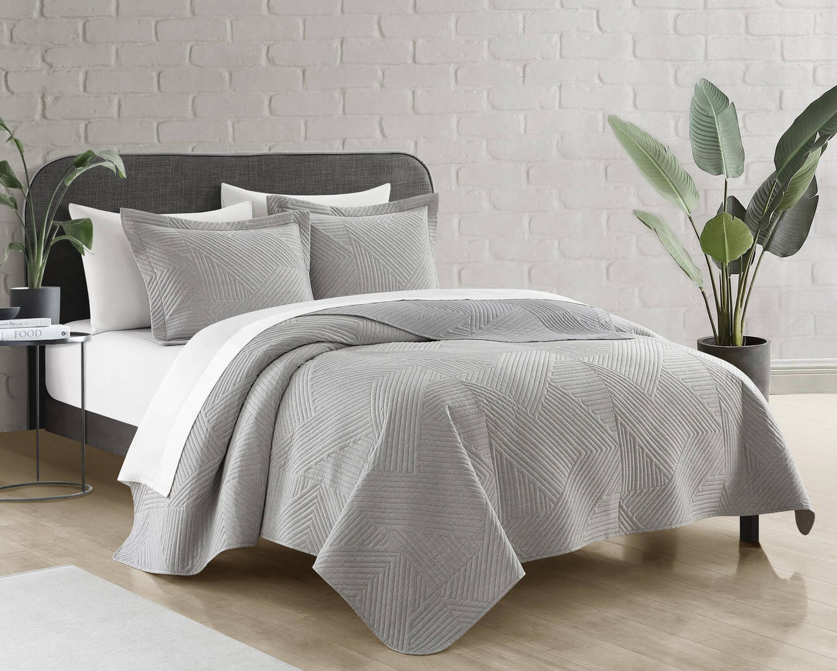 Chic Home Sianna 3 Piece Geometric Quilt Set Grey