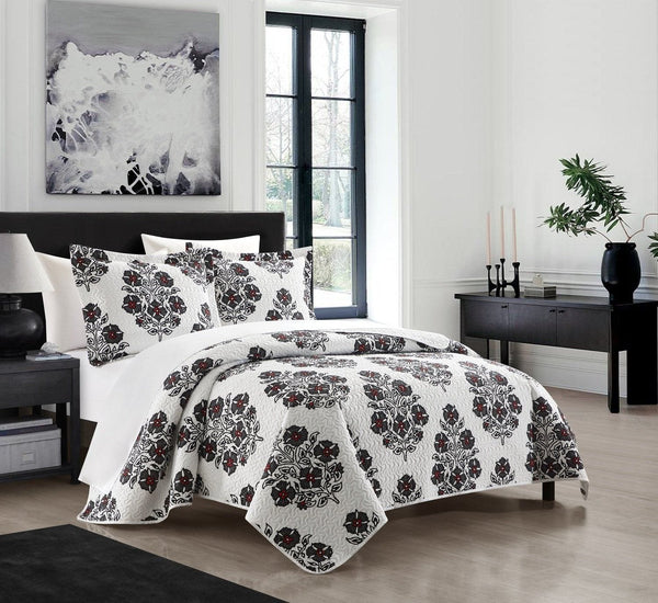 Chic Home Morris 7 Piece Floral Medallion Print Quilt Set 