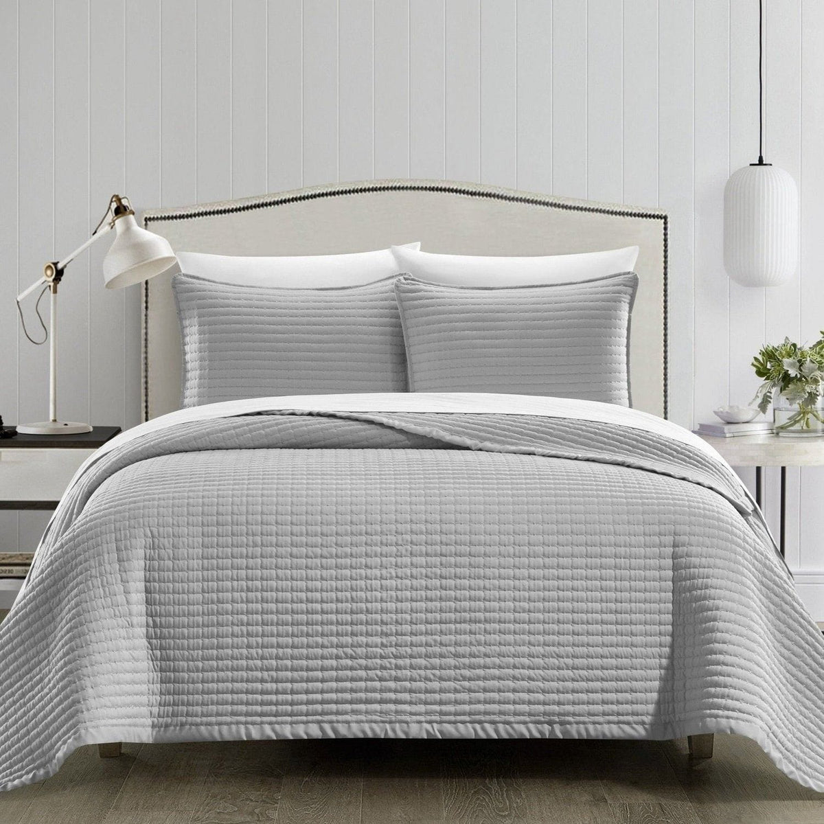 Chic Home Xavier 3 Piece Square Tile Pattern Quilt Set Grey