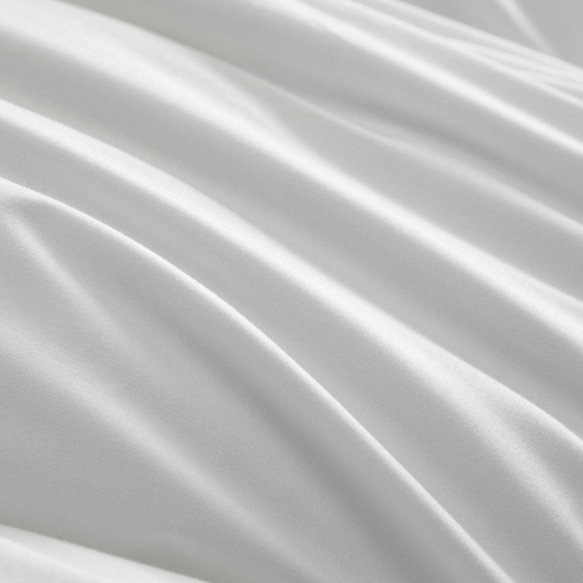 NY&C Home Easeland Box Stitched Comforter 