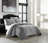 NY&C Home Wafa 7 Piece Velvet Quilt Set 