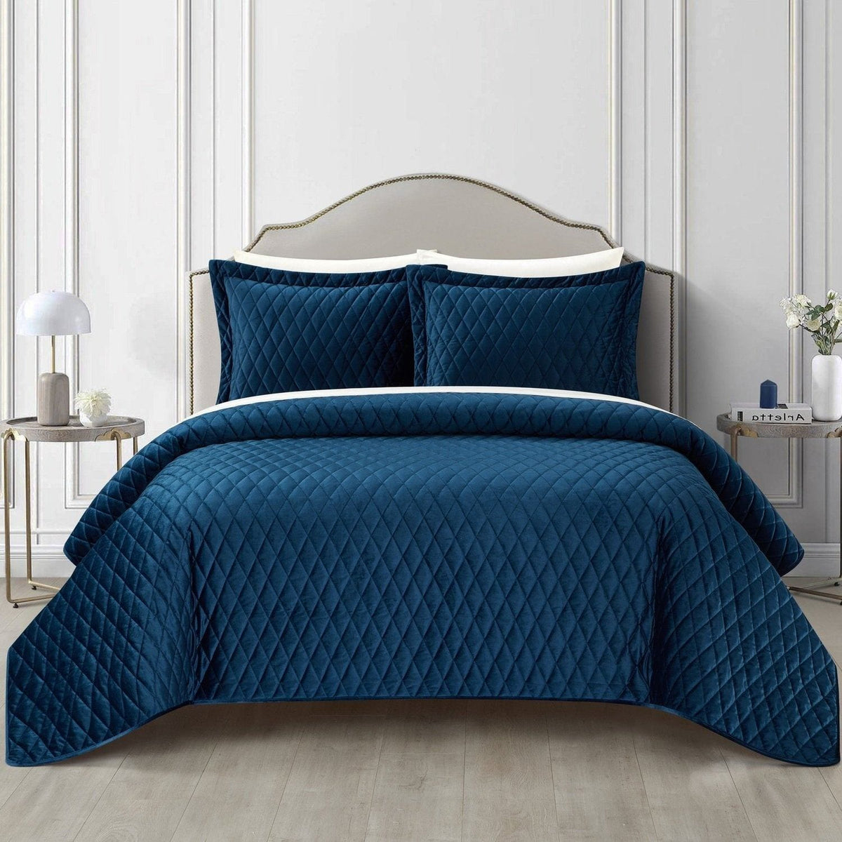 NY&C Home Wafa 7 Piece Velvet Quilt Set Blue