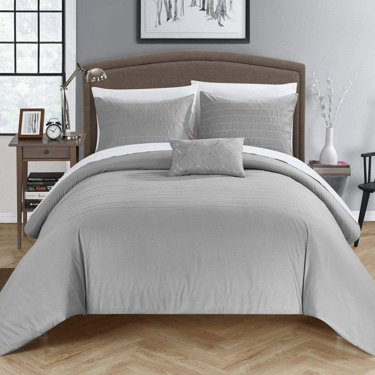 Chic Home Bea 4 Piece Embroidered Duvet Cover Set Grey
