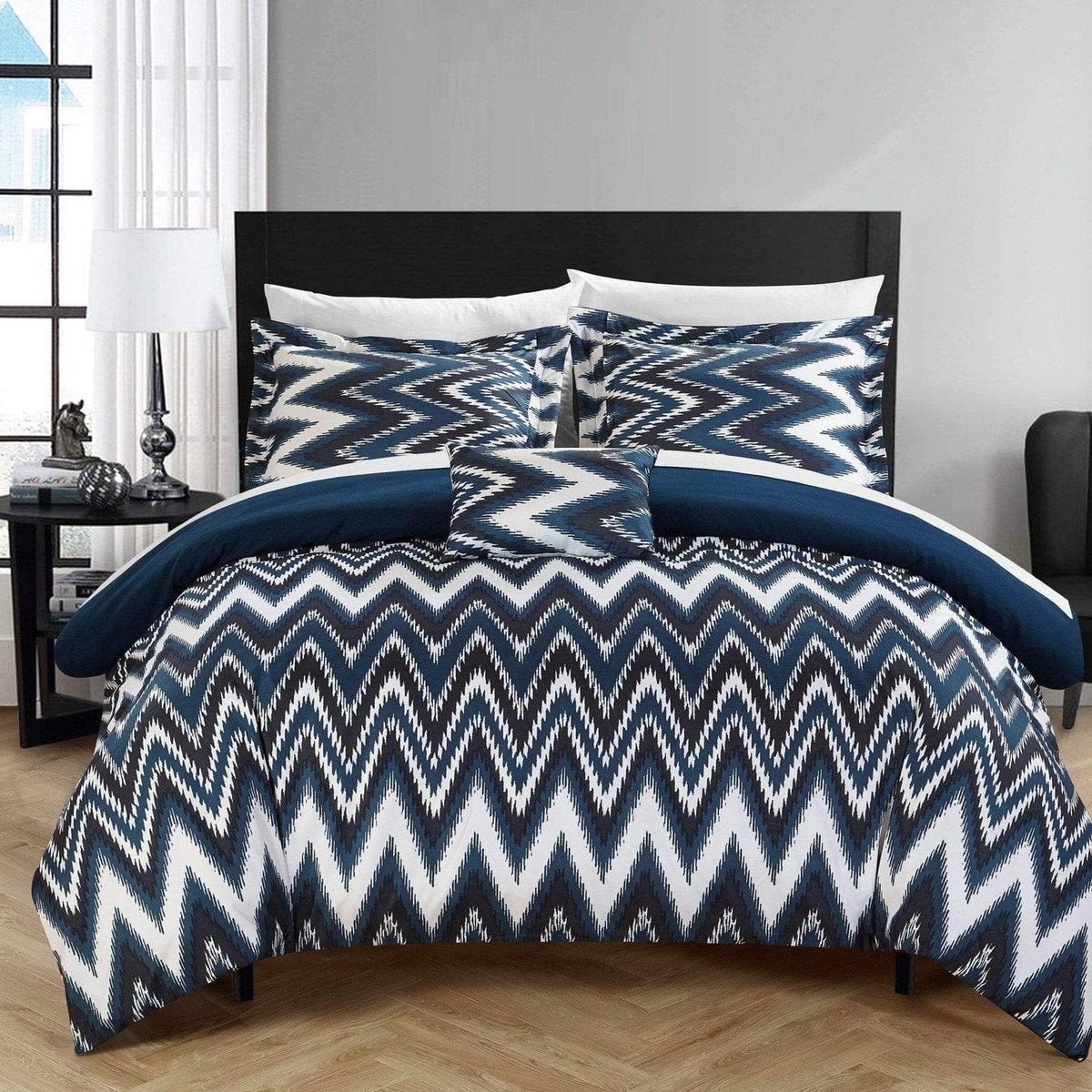 Chic Home Bella 4 Piece Reversible Comforter Set 