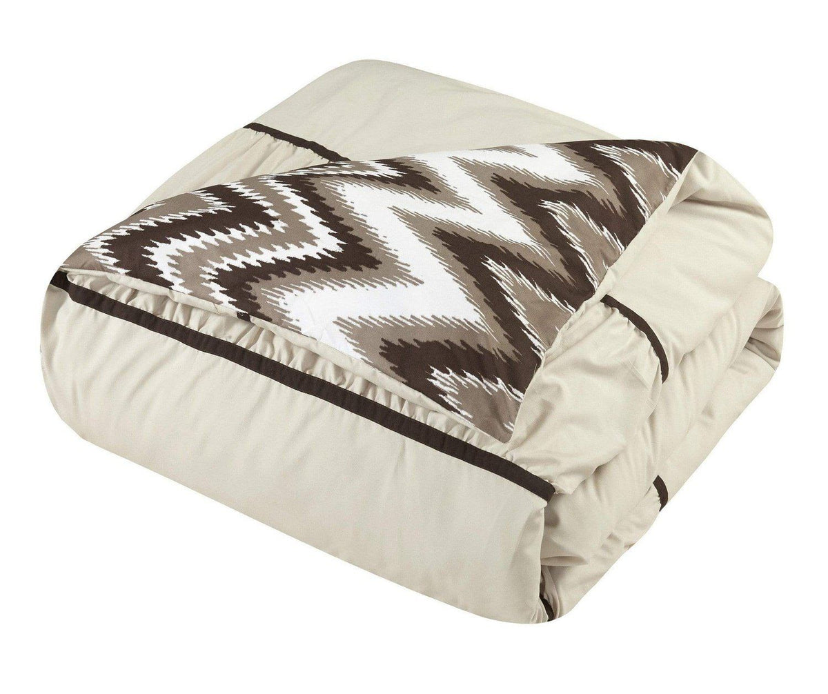 Chic Home Bella 4 Piece Reversible Comforter Set 