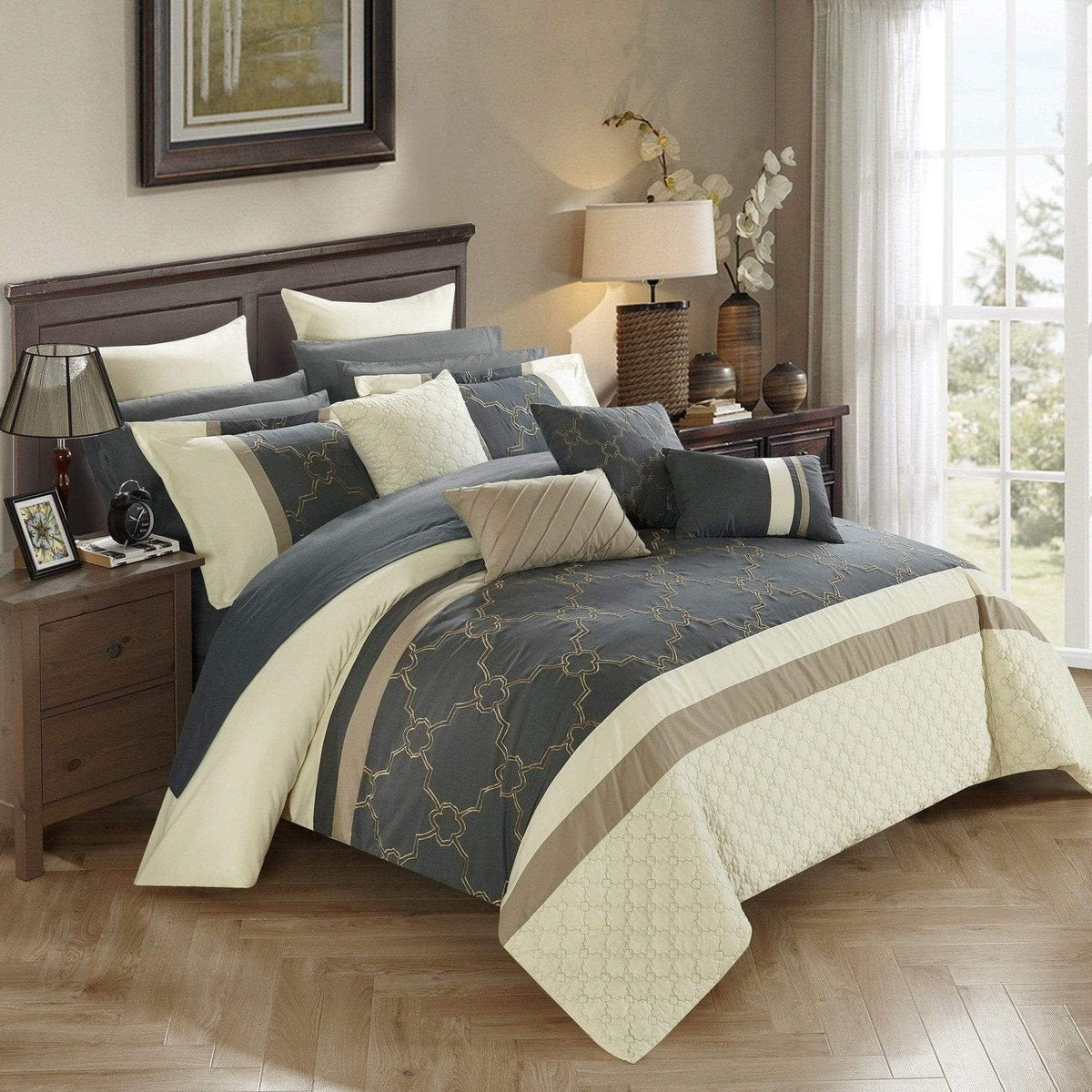Chic Home Camilia 16 Piece Quilted Comforter Set 
