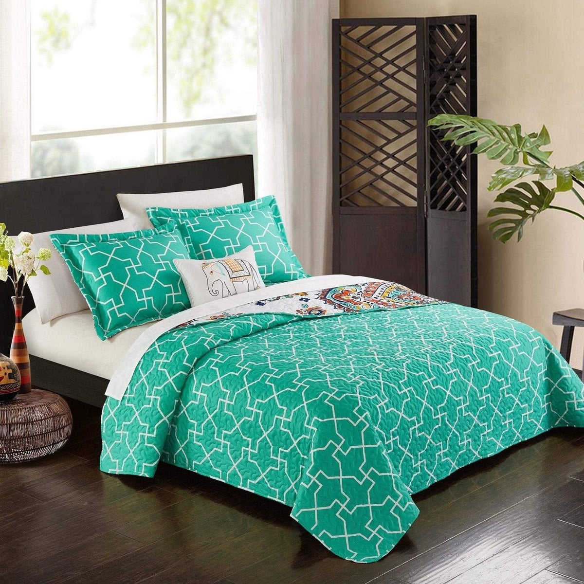 Chic Home Chagit 8 Piece Boho Quilt Set 