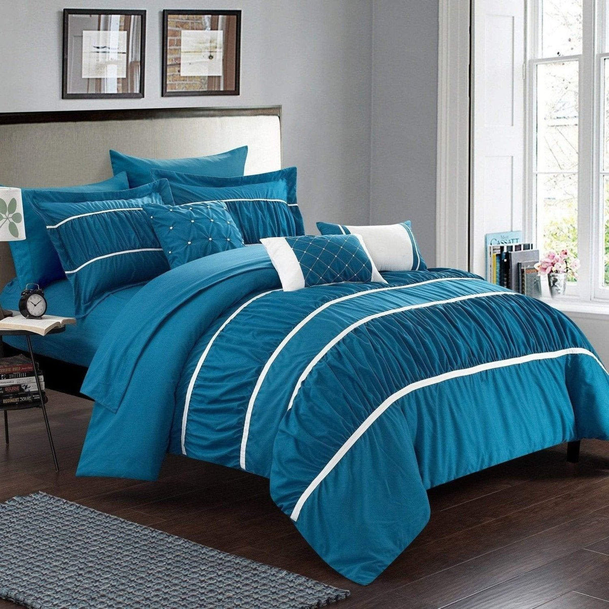Chic Home Cheryl 10 Piece Pleated Comforter Set 