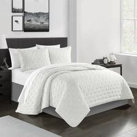 Chic Home Chyle 3 Piece Tufted Quilt Set 