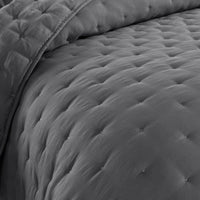 Chic Home Chyle 3 Piece Tufted Quilt Set 