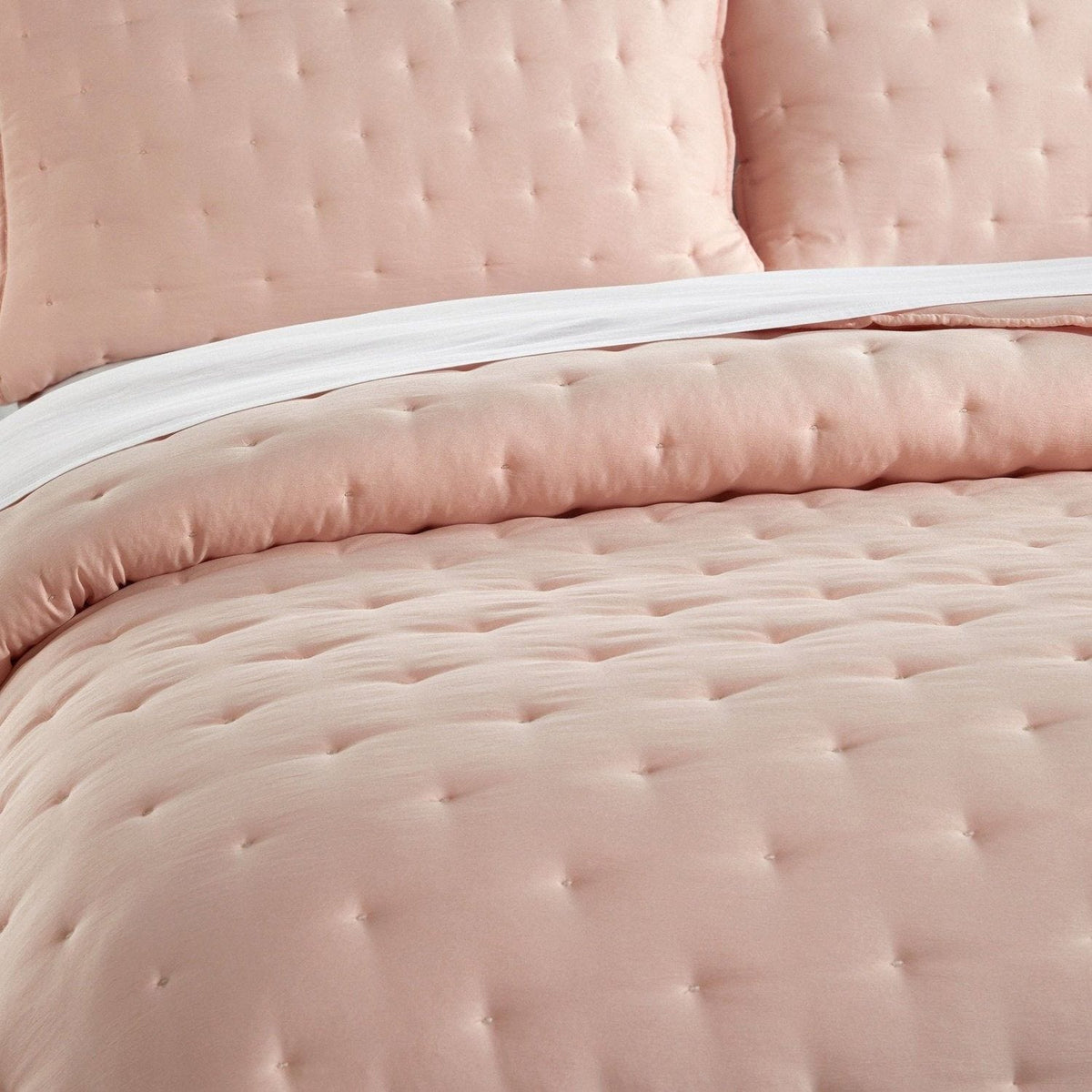 Chic Home Chyle 7 Piece Tufted Quilt Set 