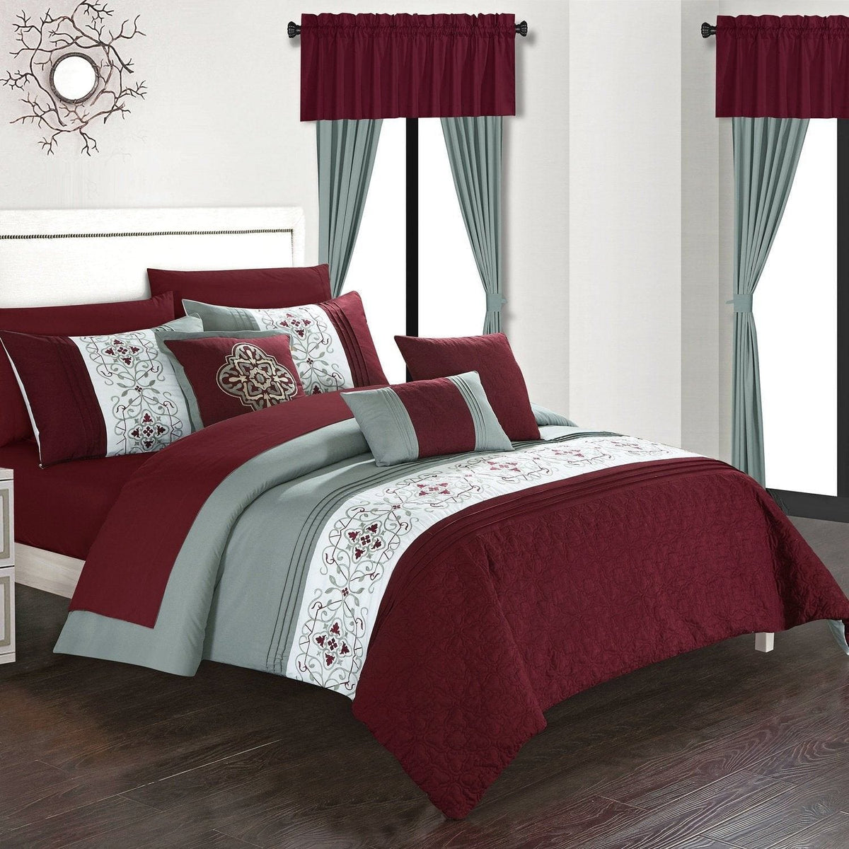 Chic Home Emily 20 Piece Floral Comforter Set 