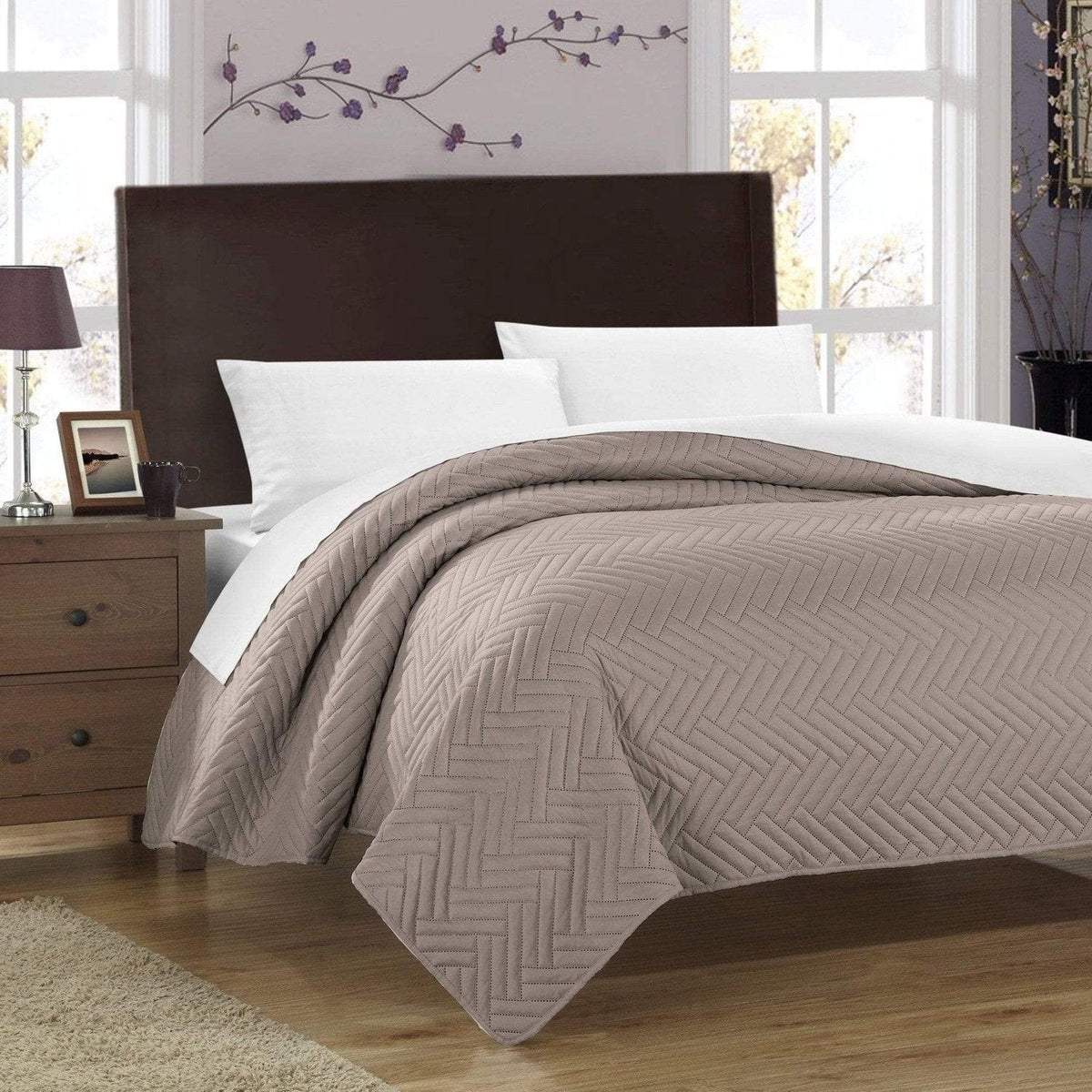 Chic Home Enigma 5 Piece Reversible Quilt Set 