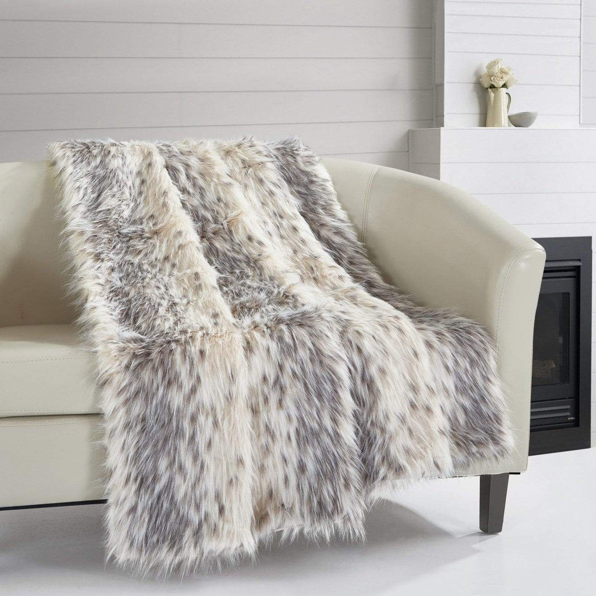 Chic Home Hadar Two Tone Faux Fur Throw Blanket Beige