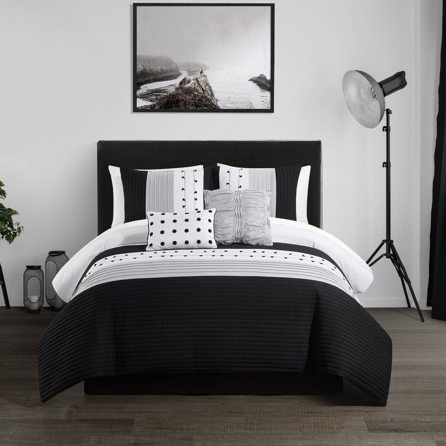 https://www.chichome.com/cdn/shop/products/chic-home-lainy-5-piece-comforter-set-color-block-pleated-ribbed-embroidered-design-bedding-black.jpg?v=1693057332