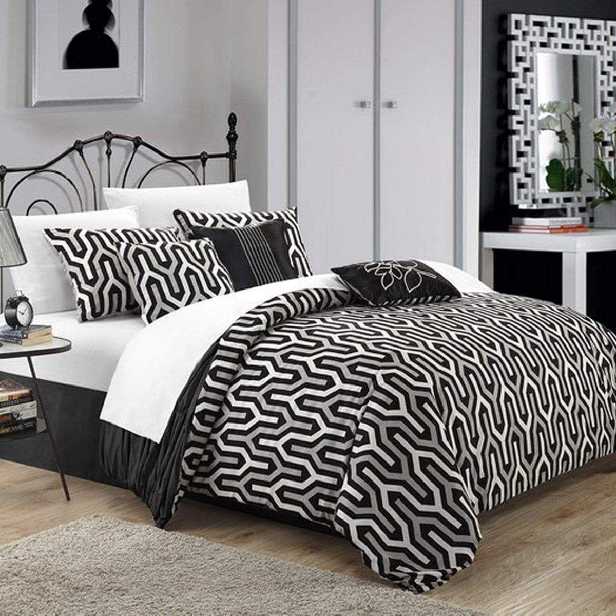 Chic Home Lessie 7 Piece Reversible Comforter Set 