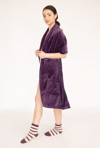 Chic Home Pedra Plush Flannel Fleece Wrap With Socks Purple