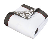 Chic Home Trina 4 Piece Reversible Duvet Cover Set 