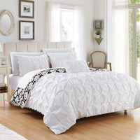 Chic Home Zissel 4 Piece Reversible Duvet Cover Set White